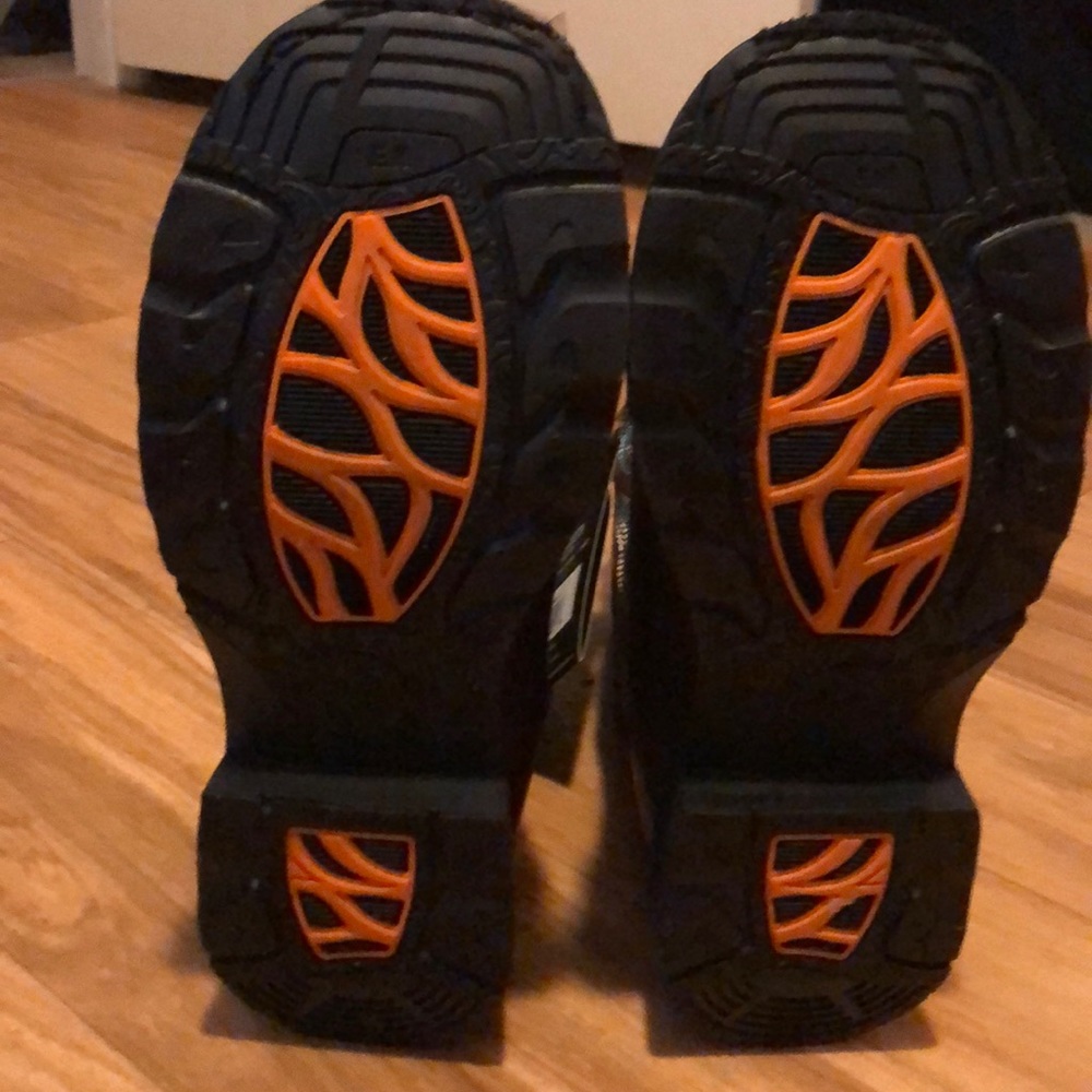 Justin Boots - Picture 2 of 2